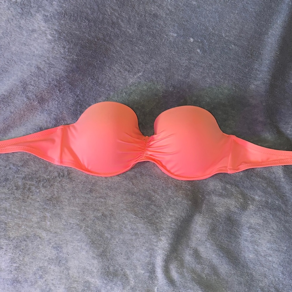 Victoria’s Secret Strapless Bikini Top